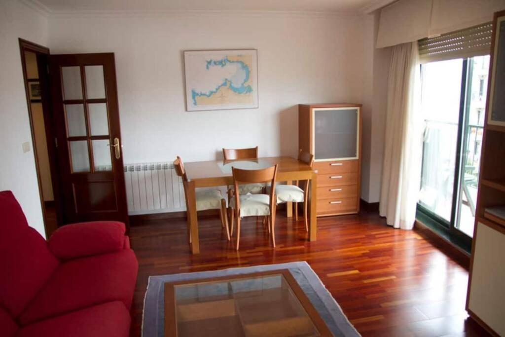 Piso Céntrico Con Terraza Y Garaje Tu Familia Appartement Baiona